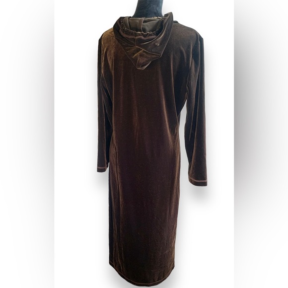 Vintage long sleeve velour dress with kangaroo pocket + drawstring hoodie - Picture 2 of 13